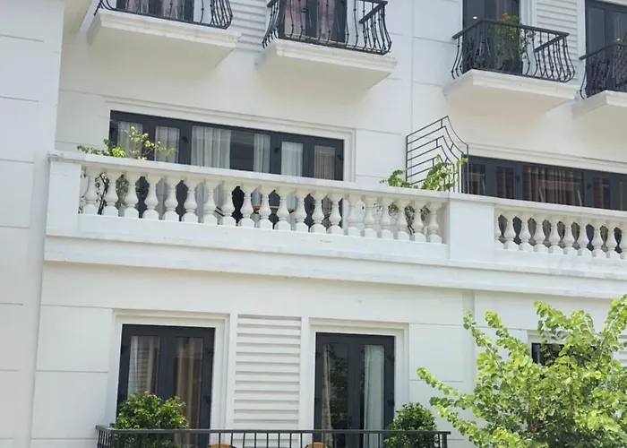 Sea View * Hạ Long