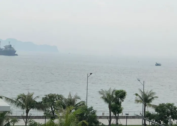 Sea View Hạ Long
