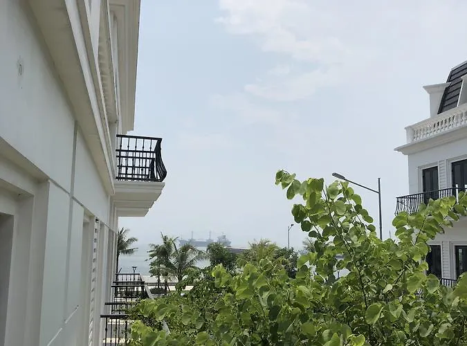 Aparthotel Sea View Hạ Long
