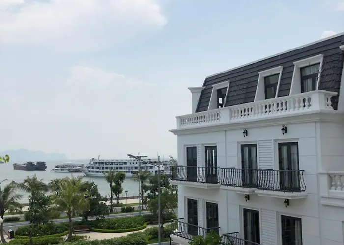 Sea View Aparthotel